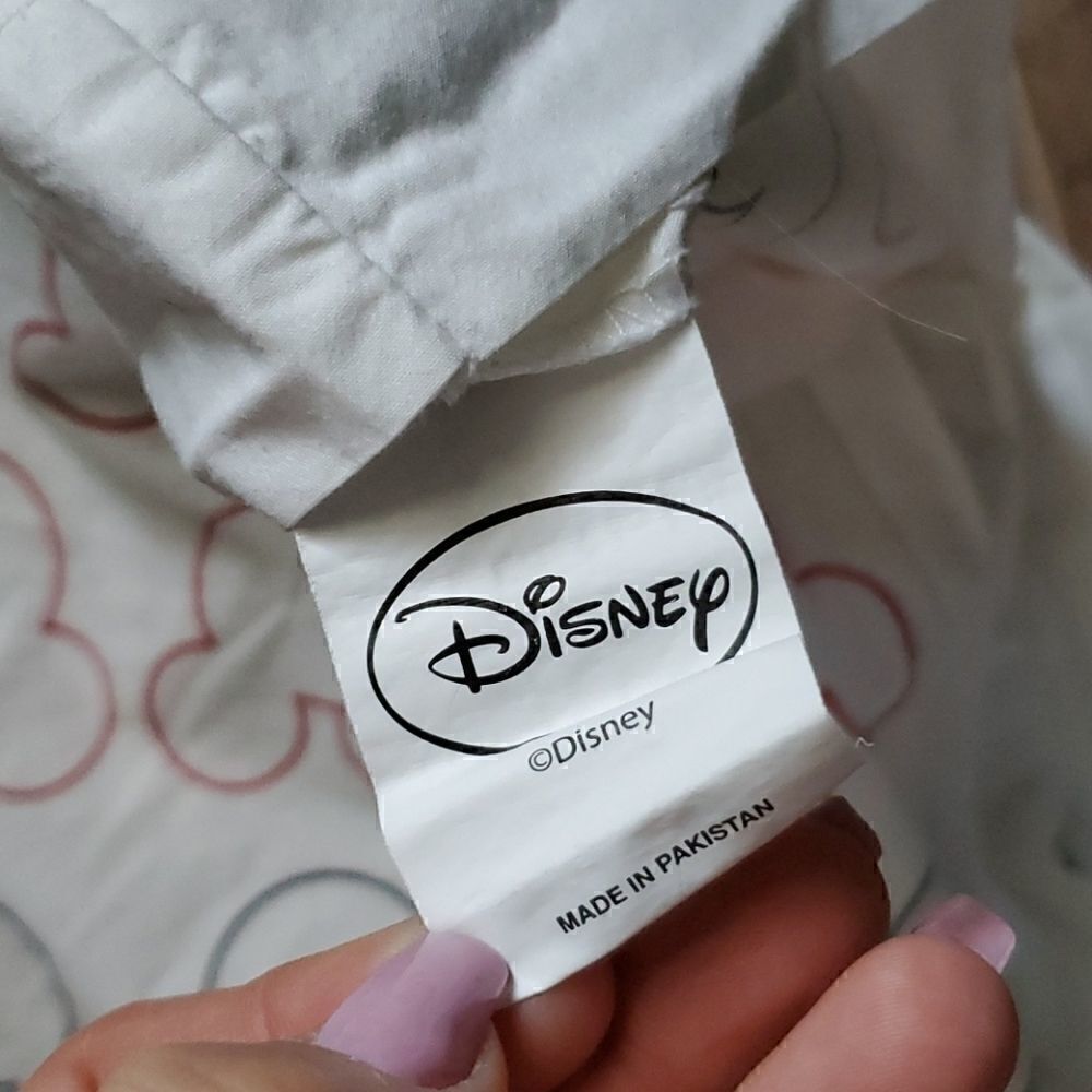 Disney | Mickey Mouse Pillowcase - Picture 3 of 5